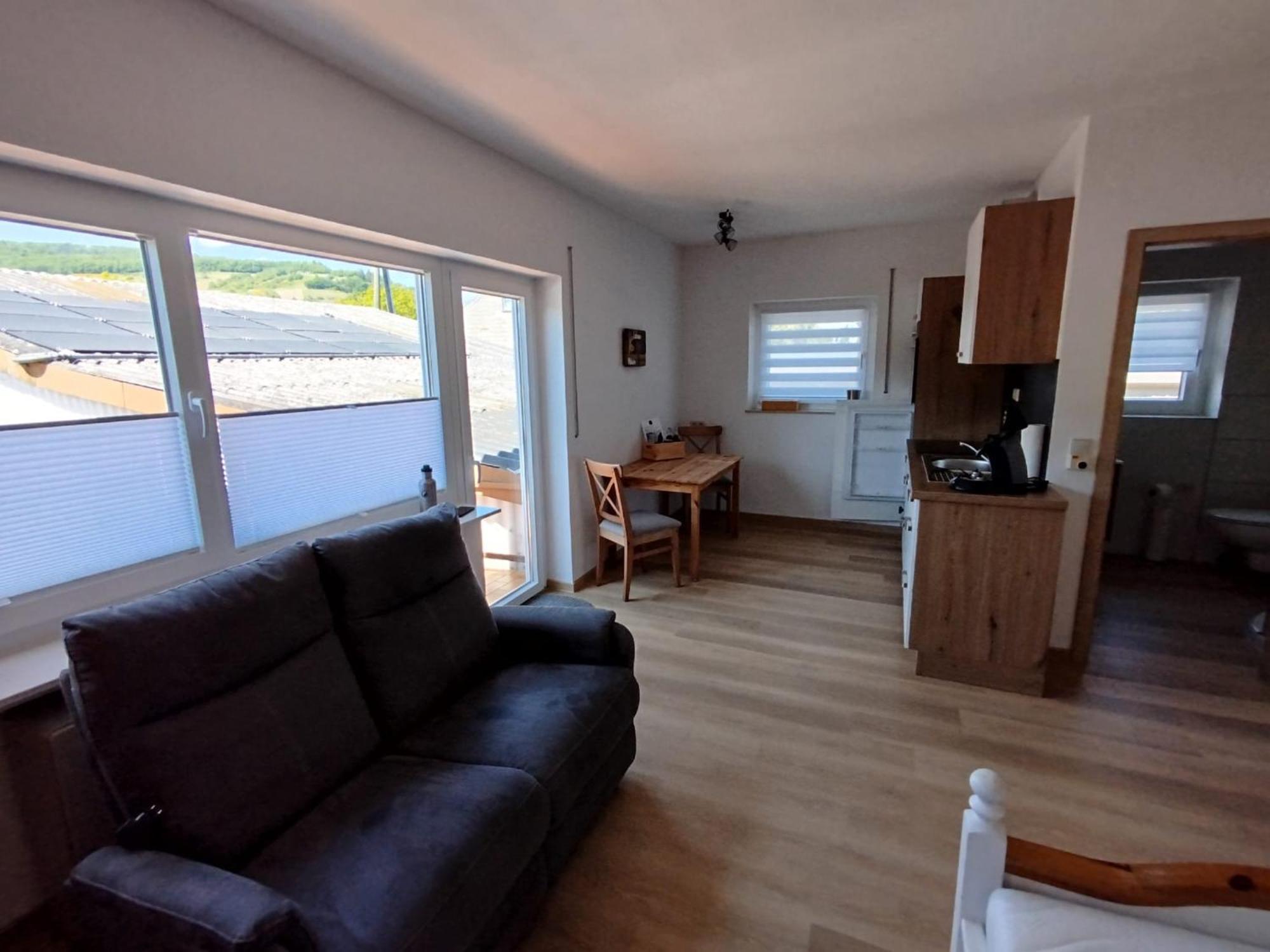 Moselferienweingut Schaefer Appartement Wintrich Kamer foto